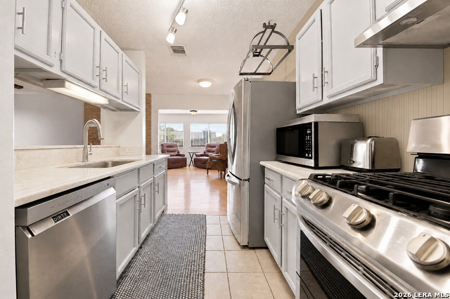 7952 Splintered Oak Property Photo 10
