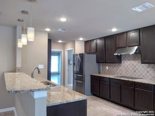 219 Rua De Matta St Property Photo 8