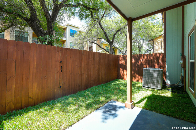 12027 Ashrock Ct Property Photo 21
