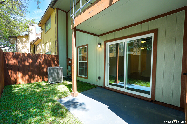12027 Ashrock Ct Property Photo 22