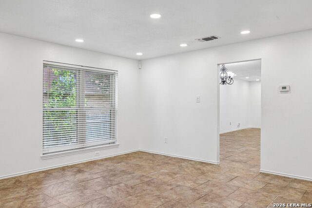 5614 Timber Trace St Property Photo 8
