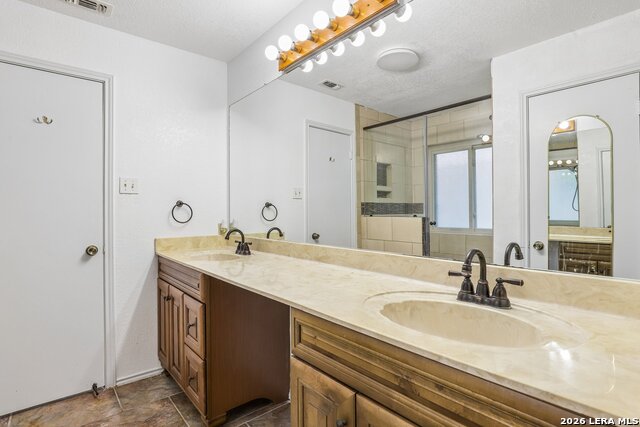5614 Timber Trace St Property Photo 24