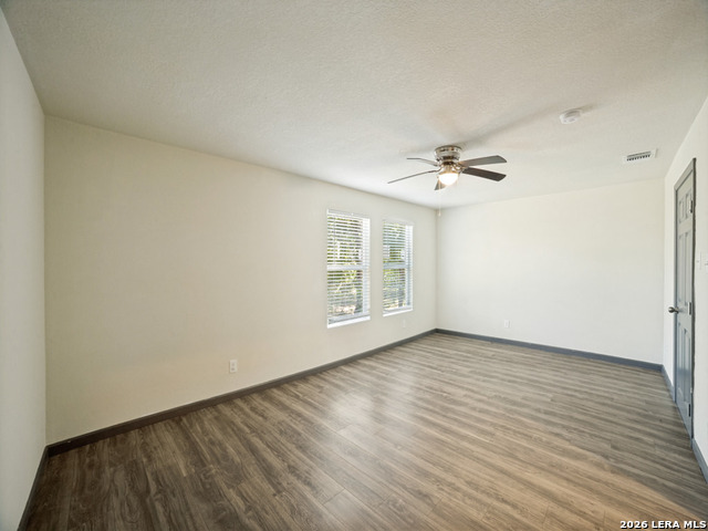 334 Bank St Property Photo 18