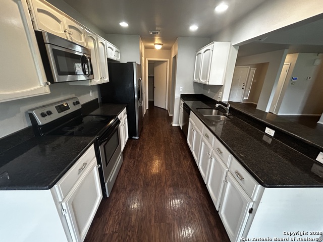 14118 Susancrest Dr Property Photo 19