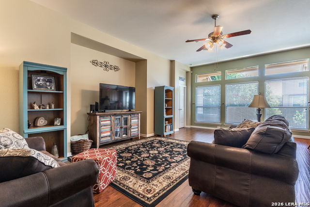 305 Hilton Dr Property Photo 15