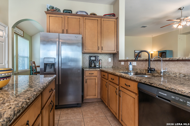 305 Hilton Dr Property Photo 18