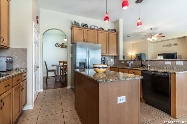 305 Hilton Dr Property Photo 19
