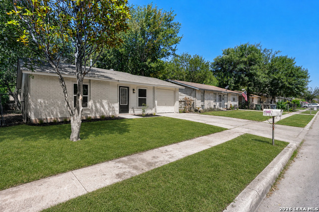 851 Walnut Park St Property Photo 2