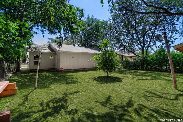 851 Walnut Park St Property Photo 17
