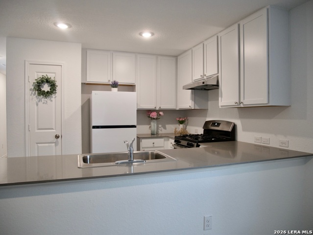 7627 Chancery Gate Property Photo 5