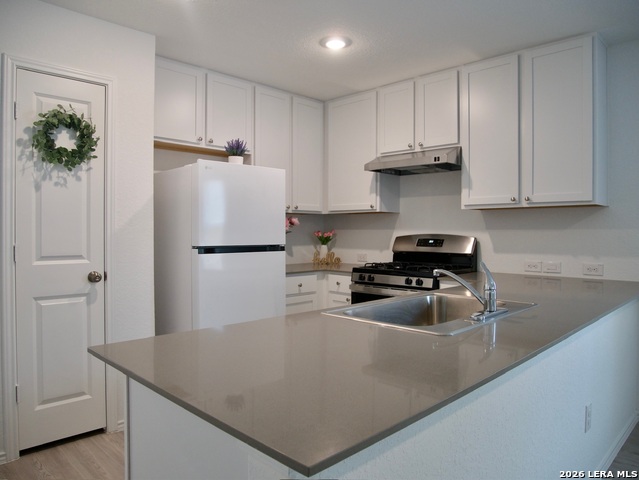 7627 Chancery Gate Property Photo 6