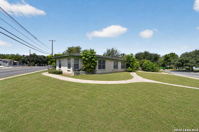 111 Laddie Pl Property Photo 1