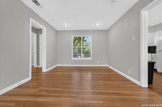 111 Laddie Pl Property Photo 8