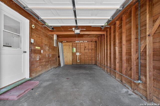 111 Laddie Pl Property Photo 18
