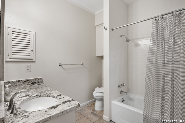 304 Spring Mill Dr Property Photo 25