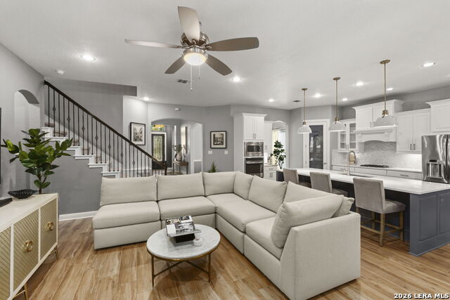 8113 Hyacinth Trce Property Photo 1