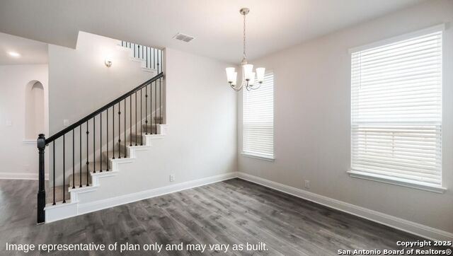 21074 Millstream Bend Property Photo 5