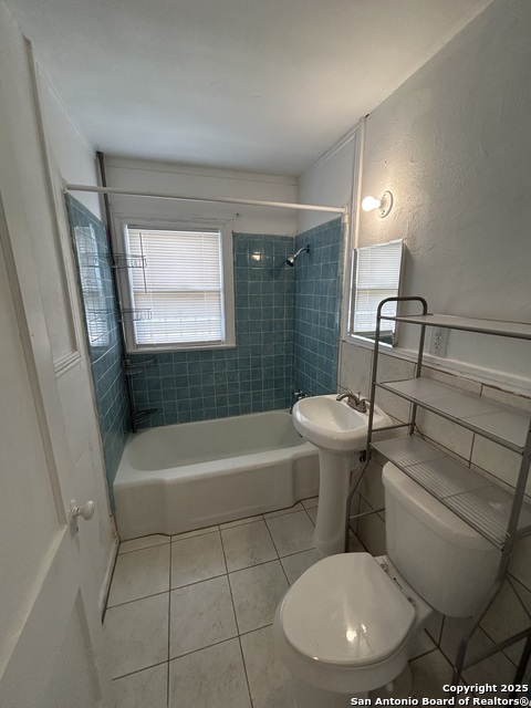 2322 Olmos Property Photo 10