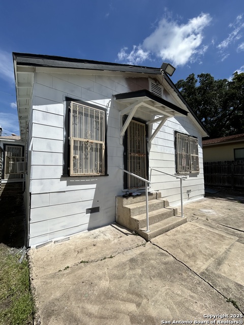 2322 Olmos Property Photo 29
