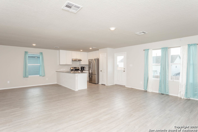 9227 Griffith Run Property Photo 4