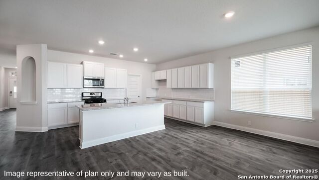 20828 Streamlet Property Photo 9