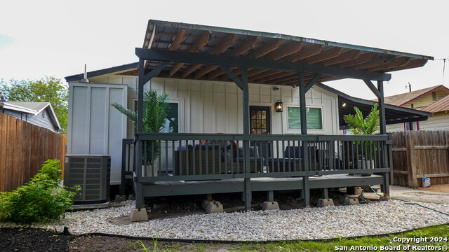 354 Lone Star Blvd. Property Photo 42