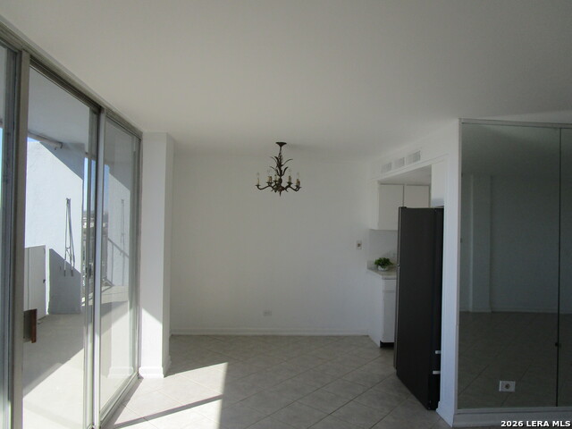 7039 San Pedro Ave Property Photo 6