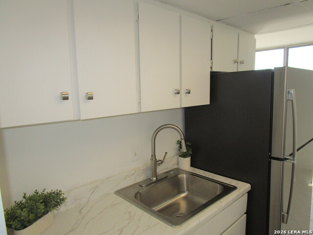 7039 San Pedro Ave Property Photo 9