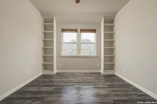 5334 Black Walnut Property Photo 18