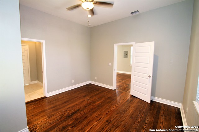 114 Oleander St Property Photo 12