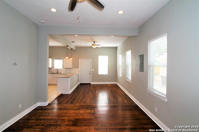 114 Oleander St Property Photo 14
