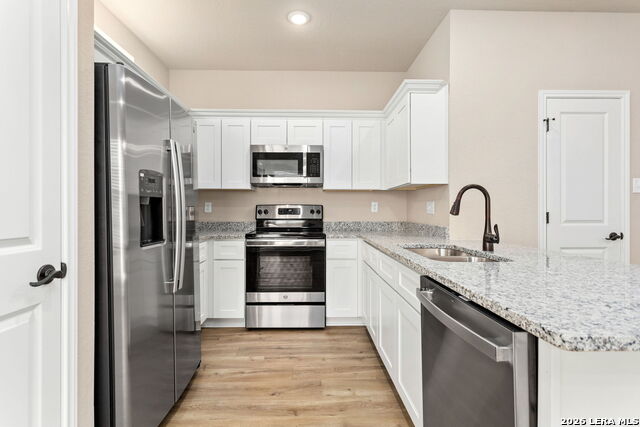 854 Soria Pl Property Photo 13