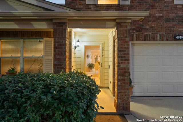 4919 Orchid Star Property Photo 2