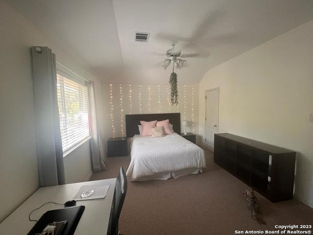 407 Elkgrove Ct Property Photo 28