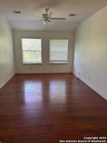 407 Elkgrove Ct Property Photo 30