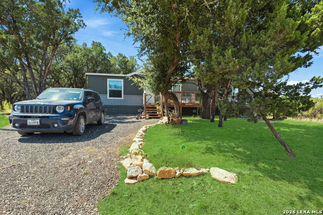 133 Canyon Lake Dr Property Photo 4