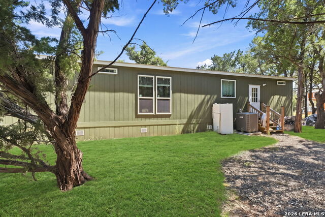 133 Canyon Lake Dr Property Photo 13