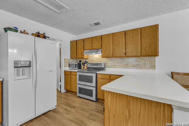 8218 Laurel Bnd Property Photo 13
