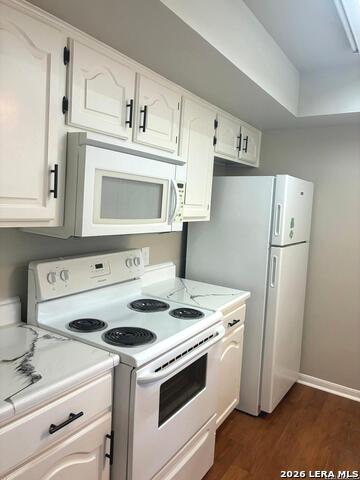 11843 Braesview Property Photo 5