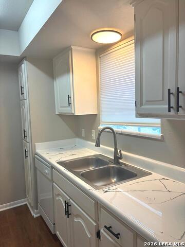 11843 Braesview Property Photo 6