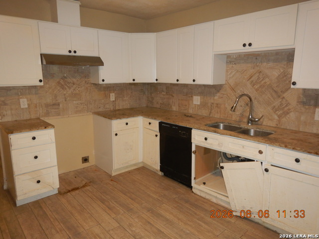 4322 Lehman Dr Property Photo 4