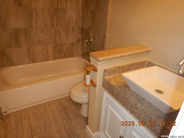 4322 Lehman Dr Property Photo 9