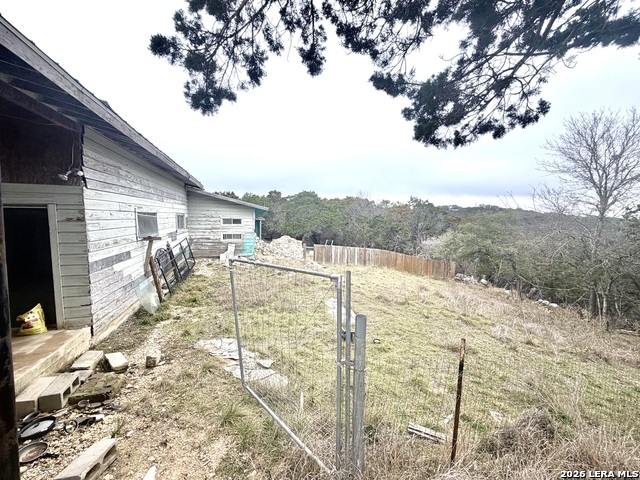 786 39th St W Property Photo 22