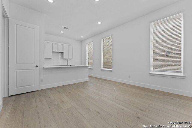 5516 Paschal Park Property Photo 5
