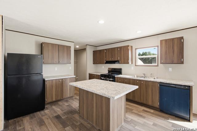 136 Parkview Property Photo 6