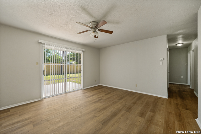 4240 Chestnuthill Dr Property Photo 8