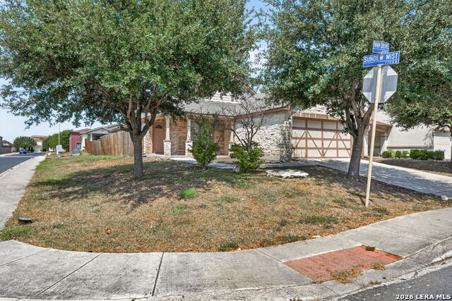 4403 Ivan Dr Property Photo 2