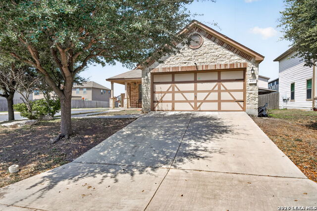 4403 Ivan Dr Property Photo 3