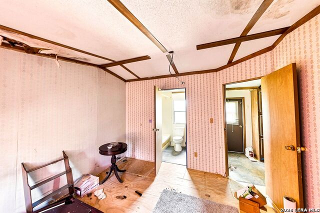 990 Hillcrest Trl Property Photo 17