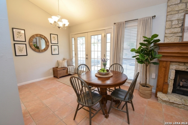 6107 Willowridge Ln Property Photo 4